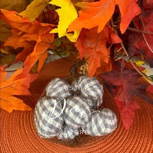 Farmhouse Buffalo Plaid Pumpkins